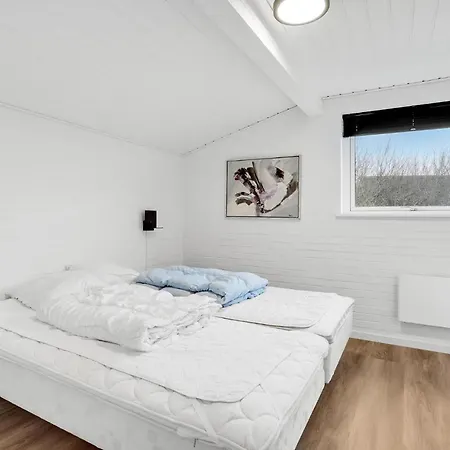 Сasa de vacaciones 4 Bedroom Awesome In Ringkøbing